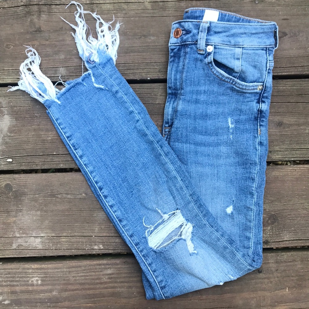 &Denim High-Rise Distressed Skinny Jeans